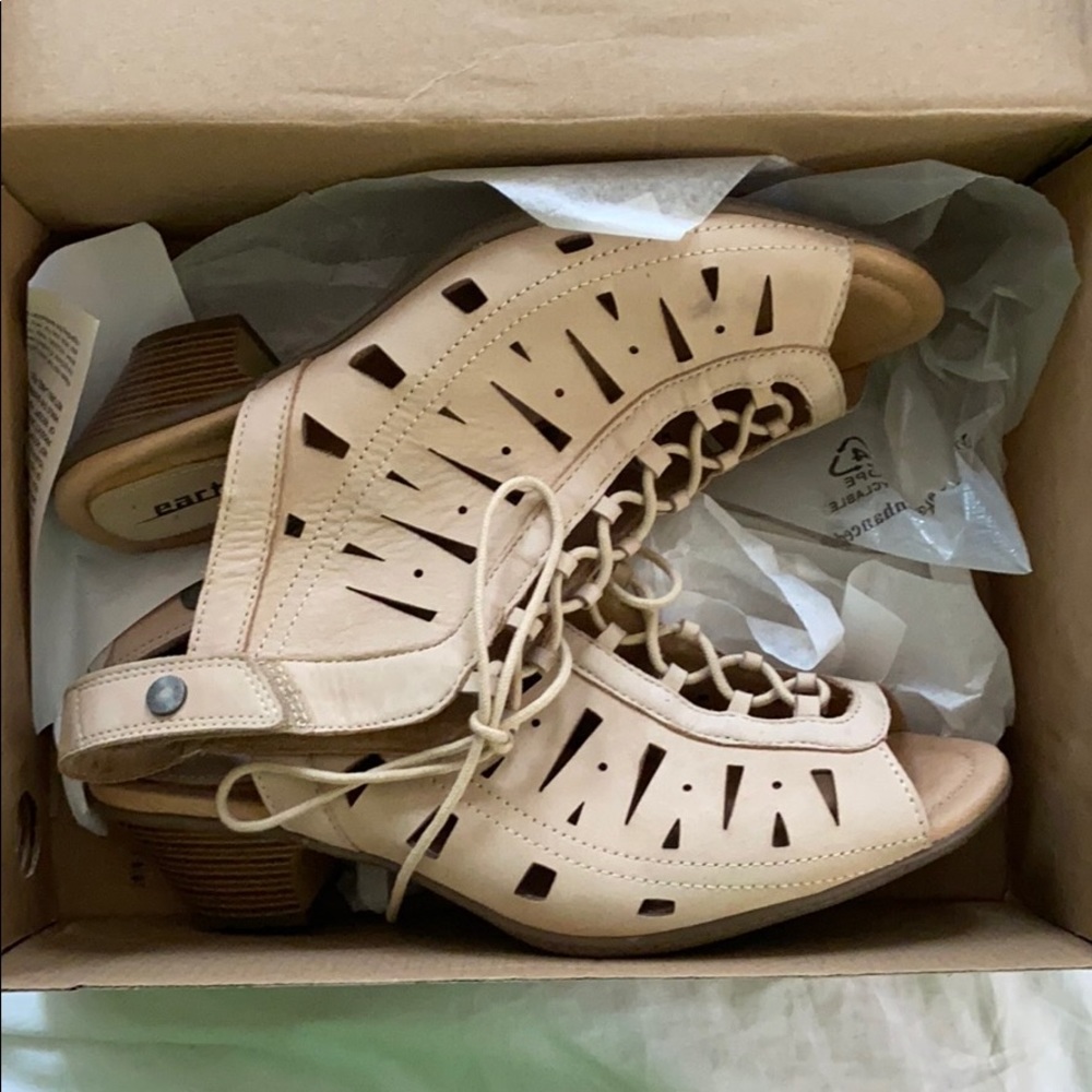 Earth Origins Kristen size 12 NWob